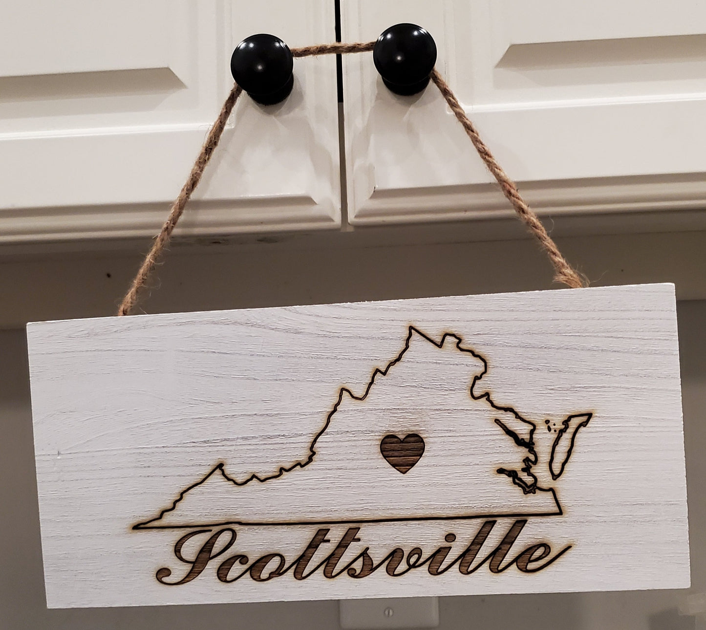 whitewash sign with scottsville text